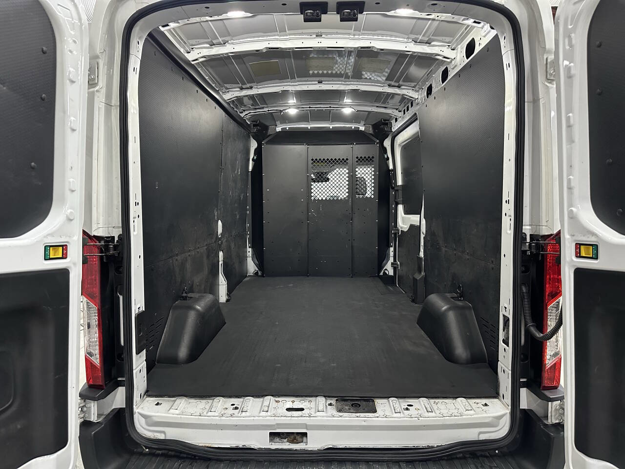 Used 2019 Ford Transit 150 148 Medium Roof image 8