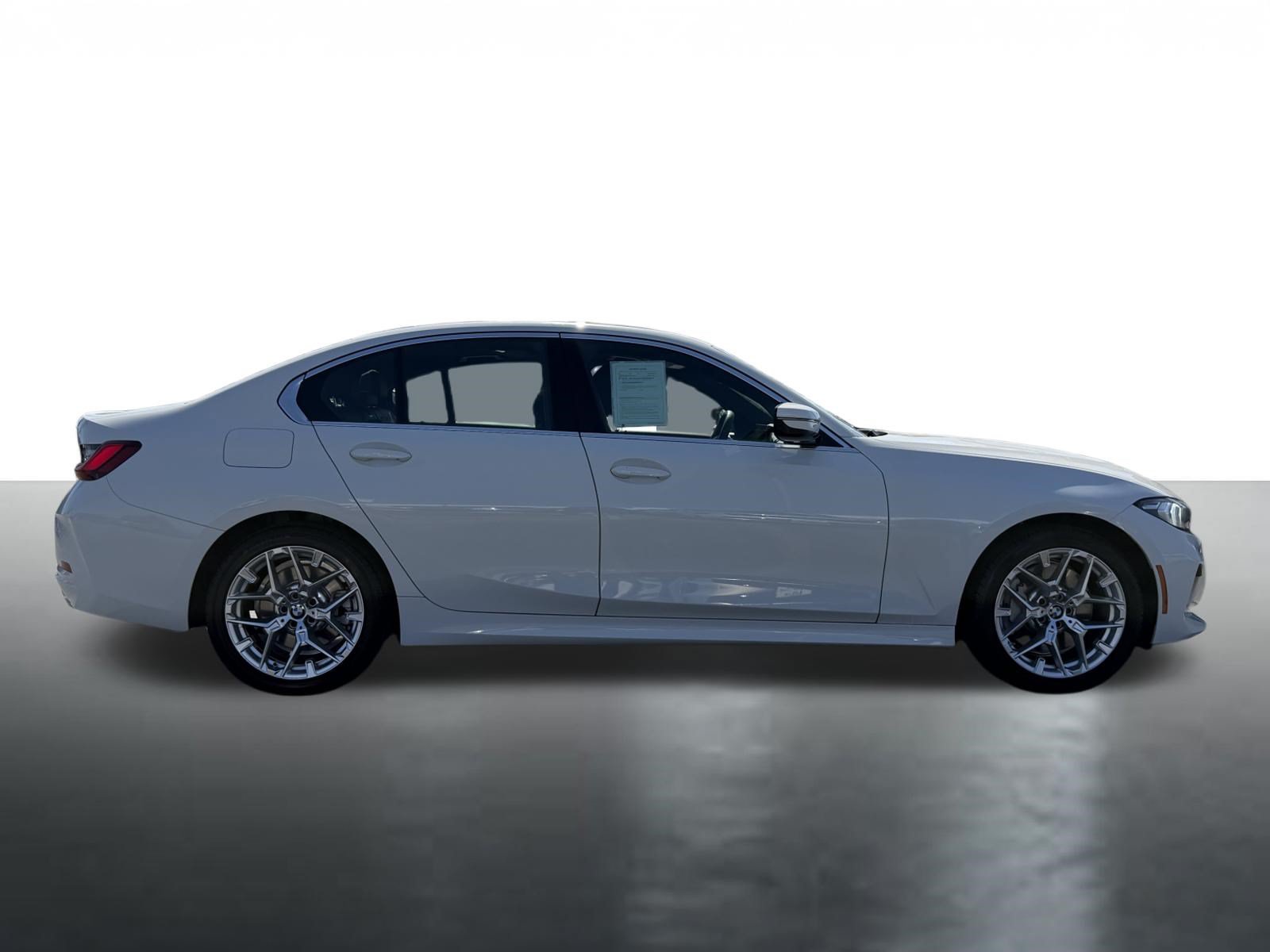 Used 2025 BMW 330i Sedan RWD image 9