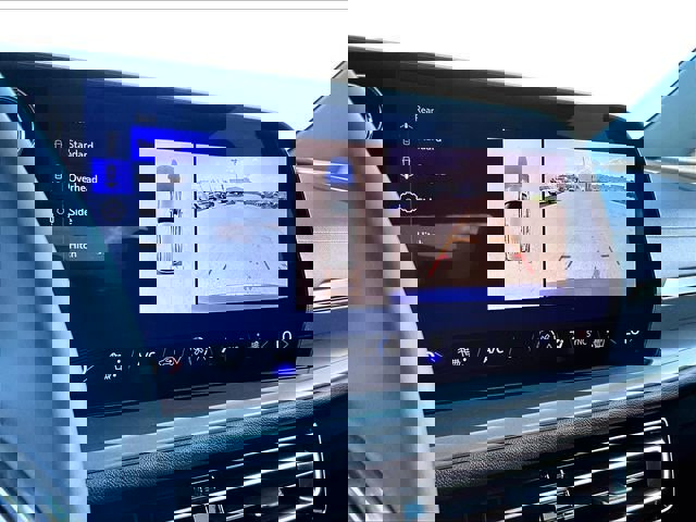 New 2026 Chevrolet Traverse LT w/ Sun and Wheel Package image 16