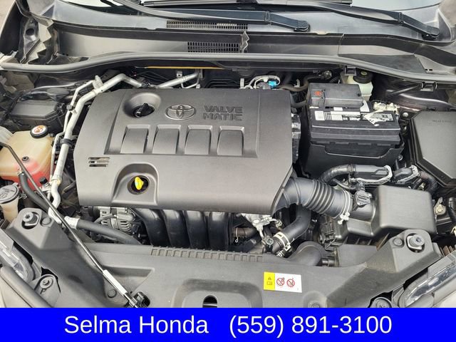 Used 2021 Toyota C-HR Limited image 27