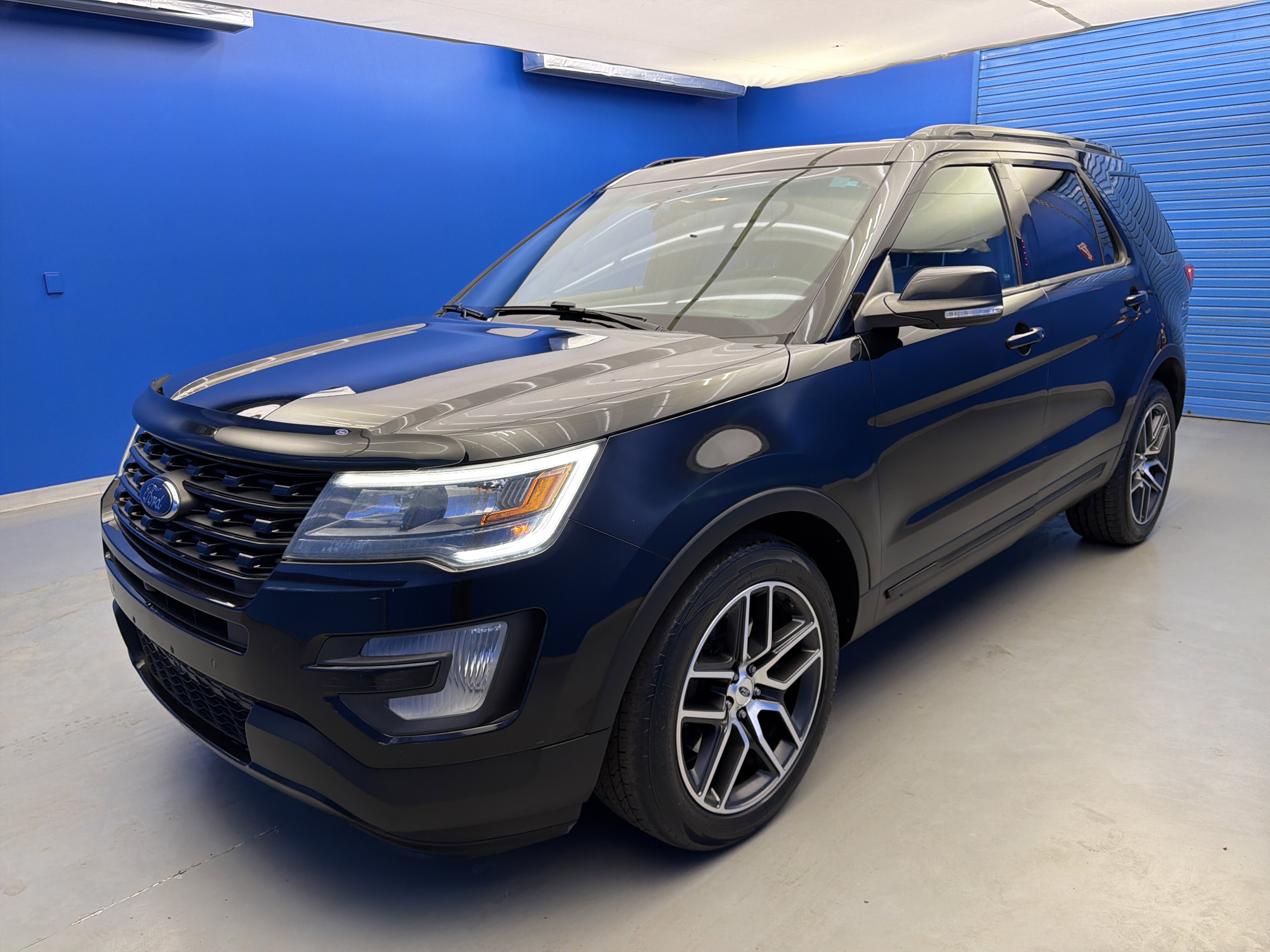Used 2016 Ford Explorer Sport w/ Equipment Group 401A image 4