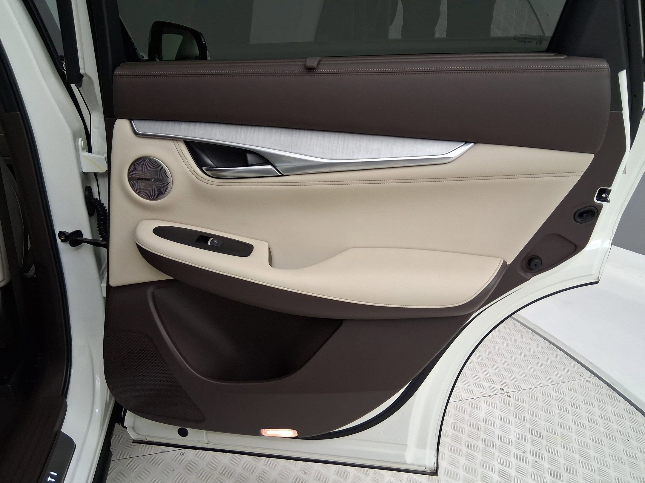 Used 2019 INFINITI QX50 Essential w/ Sensory Package image 33