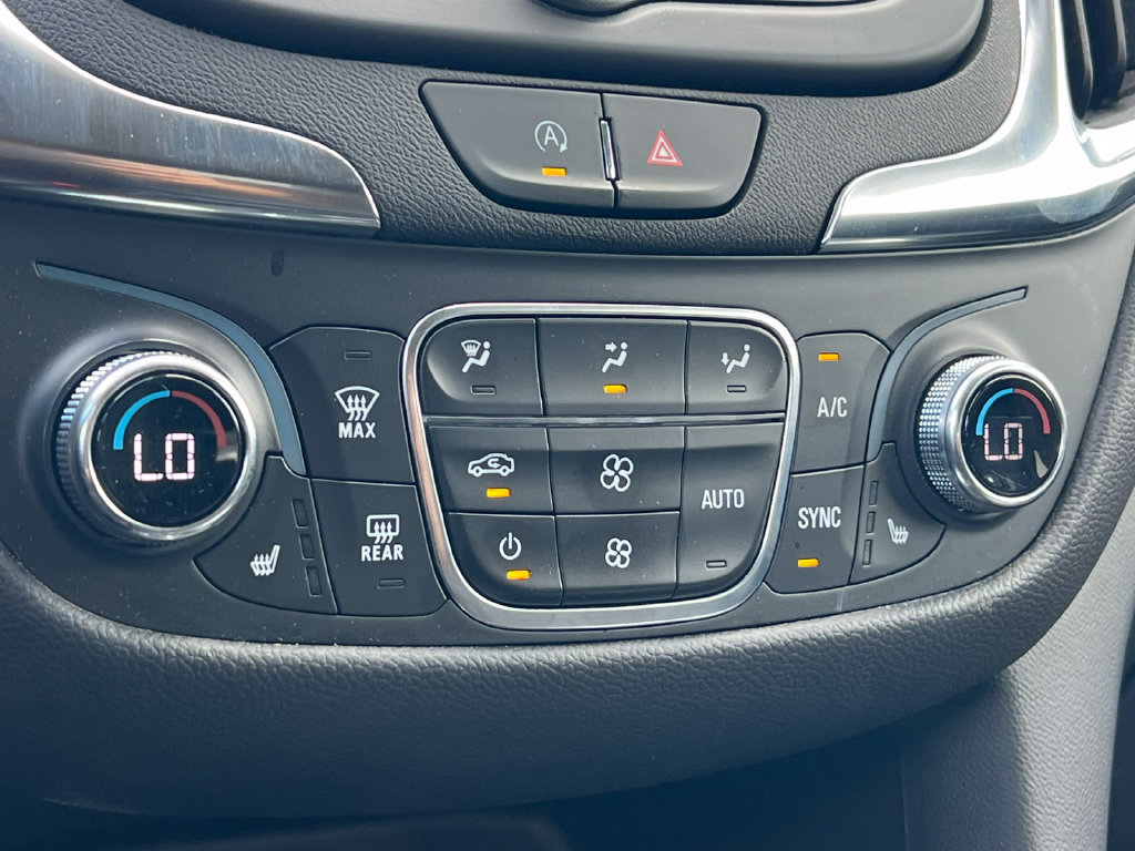 Used 2024 Chevrolet Equinox LT AWD/4WD image 24