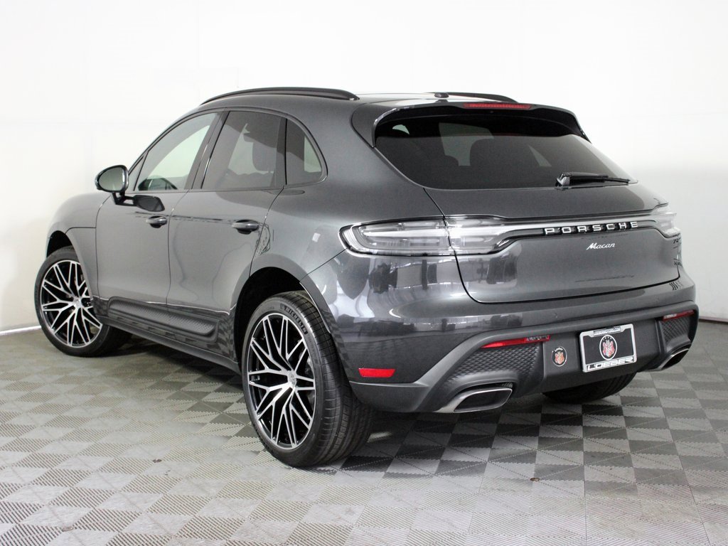 Used 2026 Porsche Macan image 3