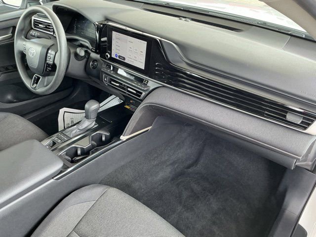 Used 2025 Toyota Camry LE FWD image 19