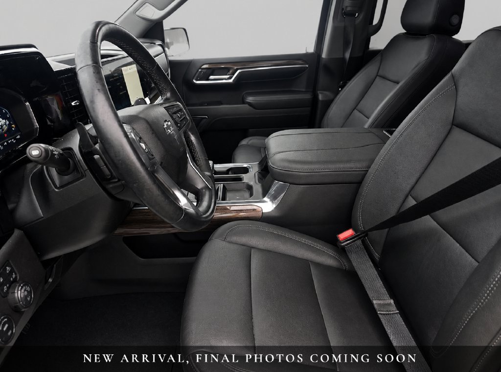 Used 2023 Chevrolet Silverado 1500 LT Trail Boss w/ LT Trail Boss Premium Package AWD/4WD image 8