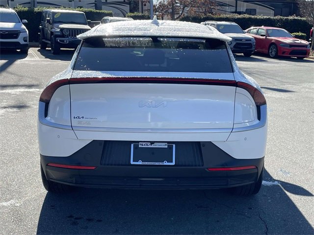 Used 2024 Kia EV6 Light image 11