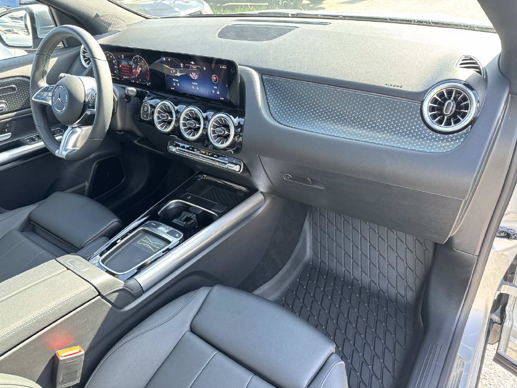 Used 2026 Mercedes-Benz GLA 250 image 13