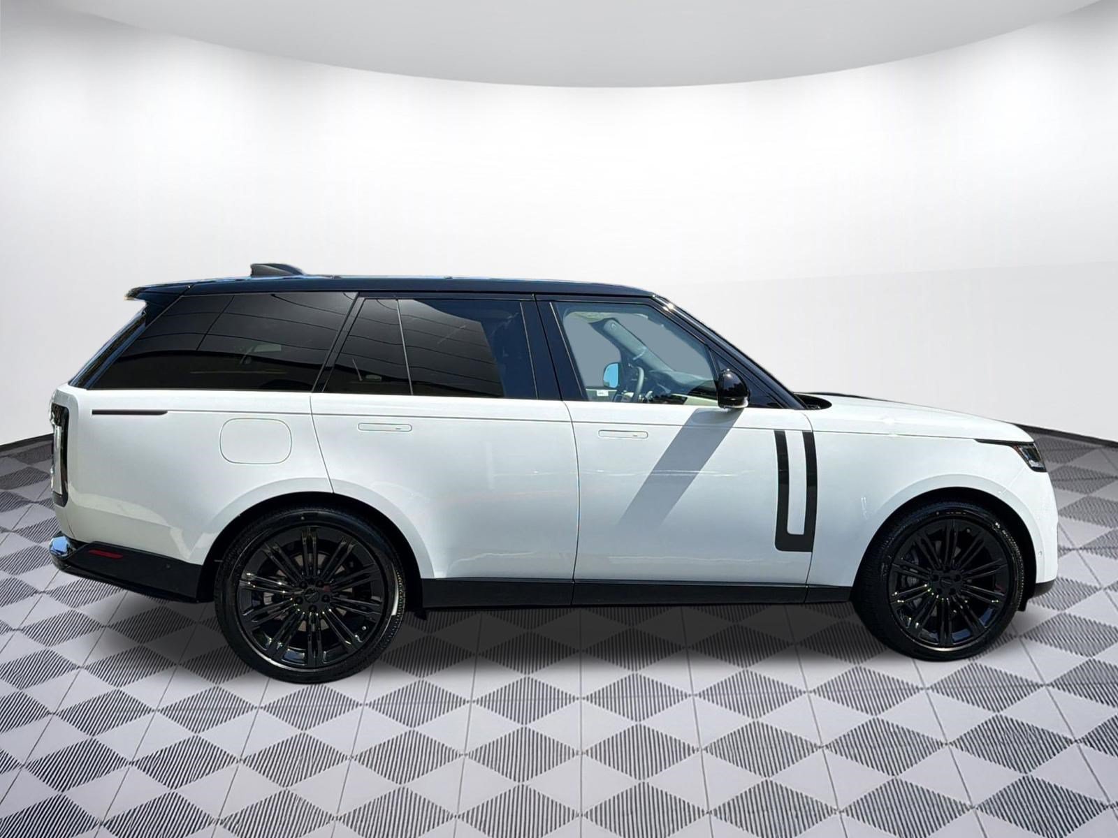 New 2026 Land Rover Range Rover SE AWD/4WD image 8