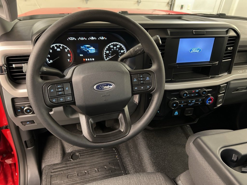 New 2026 Ford F250 XL w/ XL Chrome Package image 8