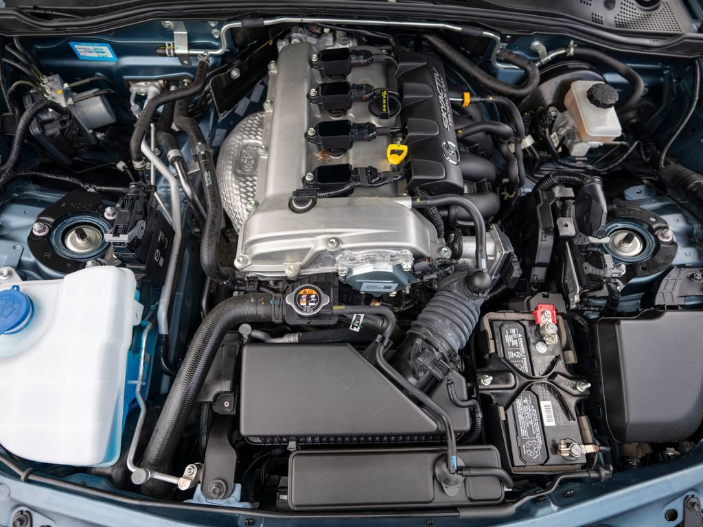 Used 2017 MAZDA MX-5 Miata RF Grand Touring RWD image 37