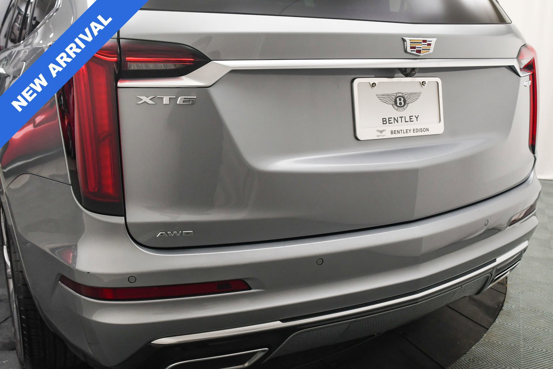 Used 2025 Cadillac XT6 Premium Luxury image 24