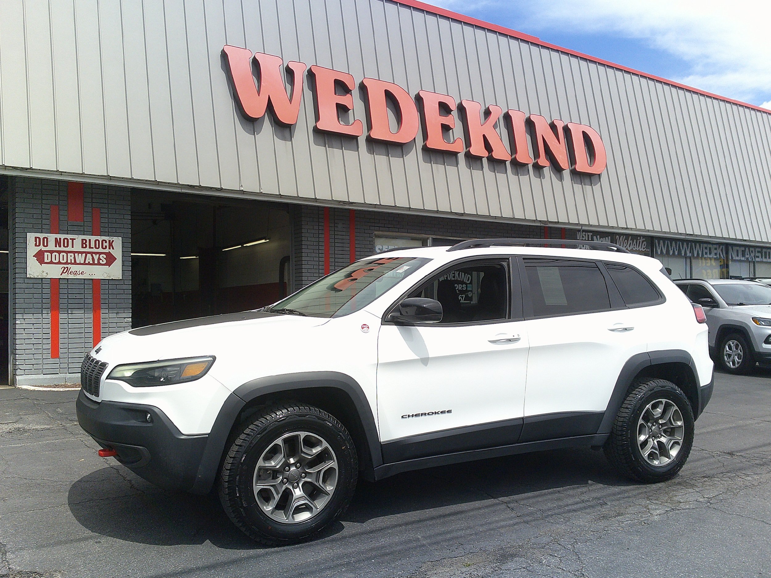 Used 2022 Jeep Cherokee Trailhawk w/ Comfort/Convenience Group