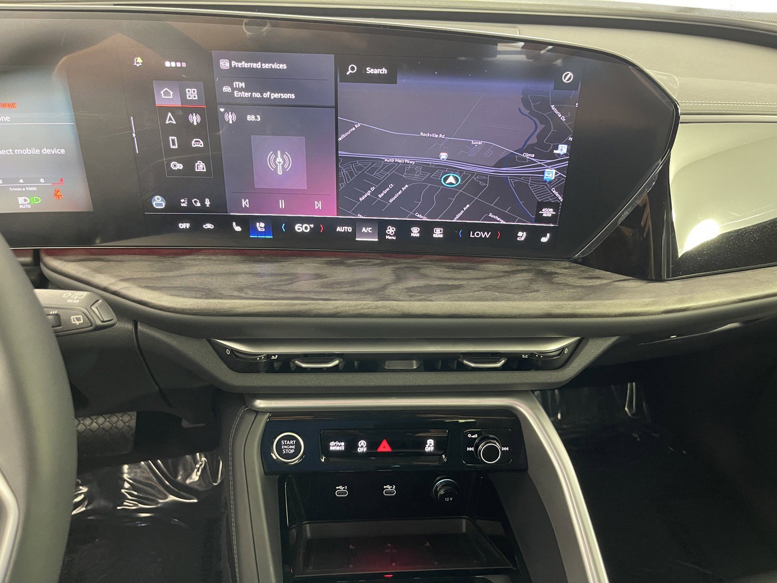 New 2025 Audi Q5 Premium Plus image 27