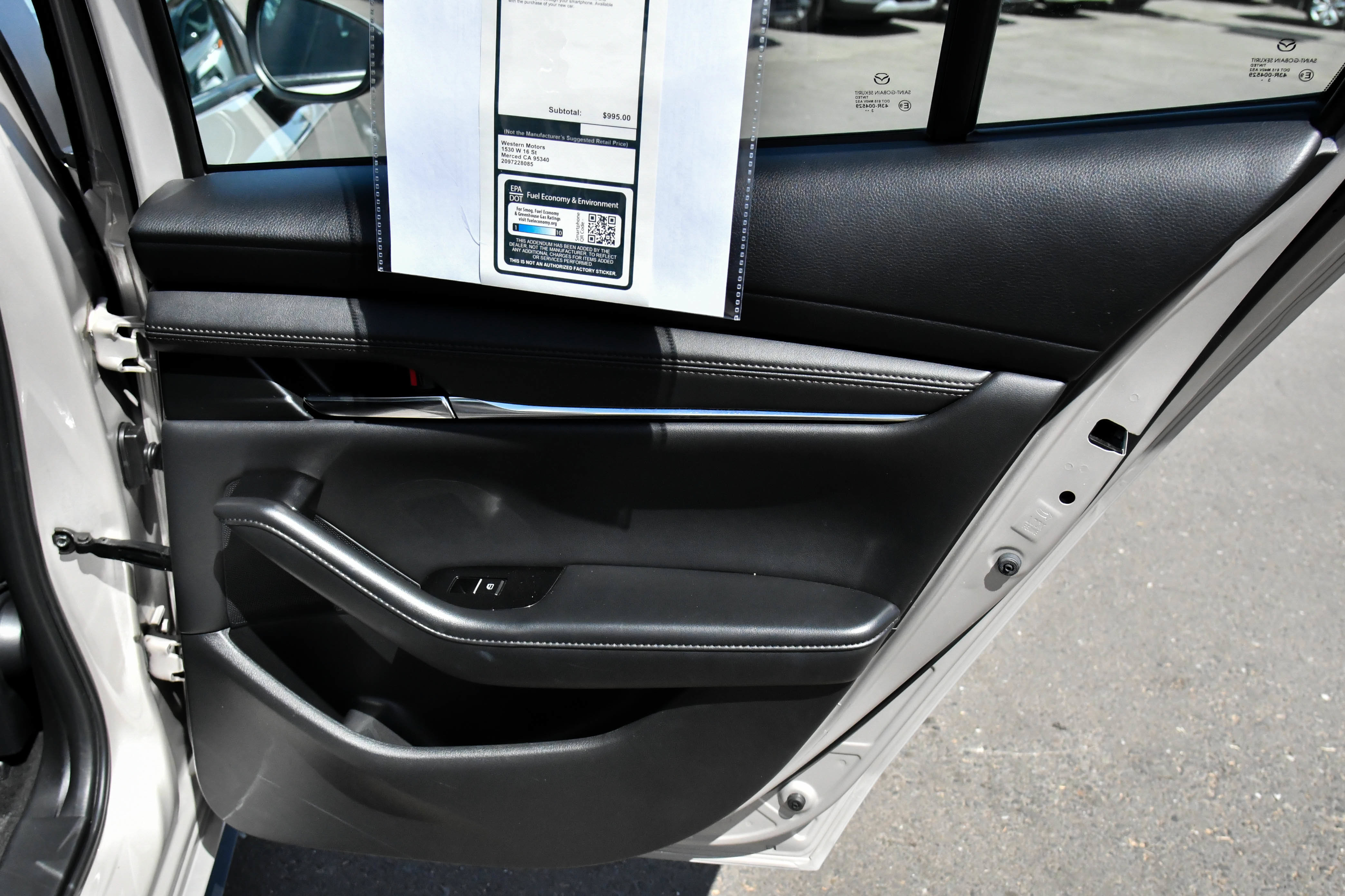 Used 2024 MAZDA MAZDA3 s FWD image 37