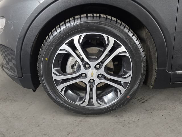 Used 2019 Chevrolet Bolt Premier w/ Infotainment Package FWD image 9