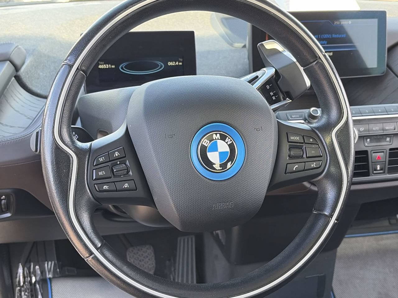 Used 2017 BMW i3 w/ Range Extender RWD image 21