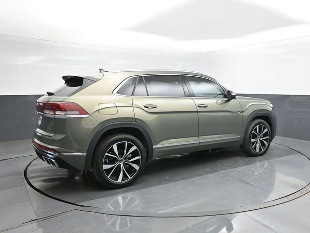 New 2025 Volkswagen Atlas Cross Sport SEL Premium R-Line AWD/4WD image 15