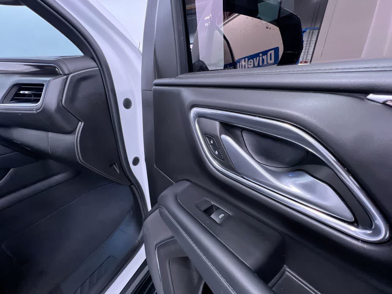 Used 2022 GMC Yukon SLE w/ Gmc Pro Safety Plus Package RWD image 36