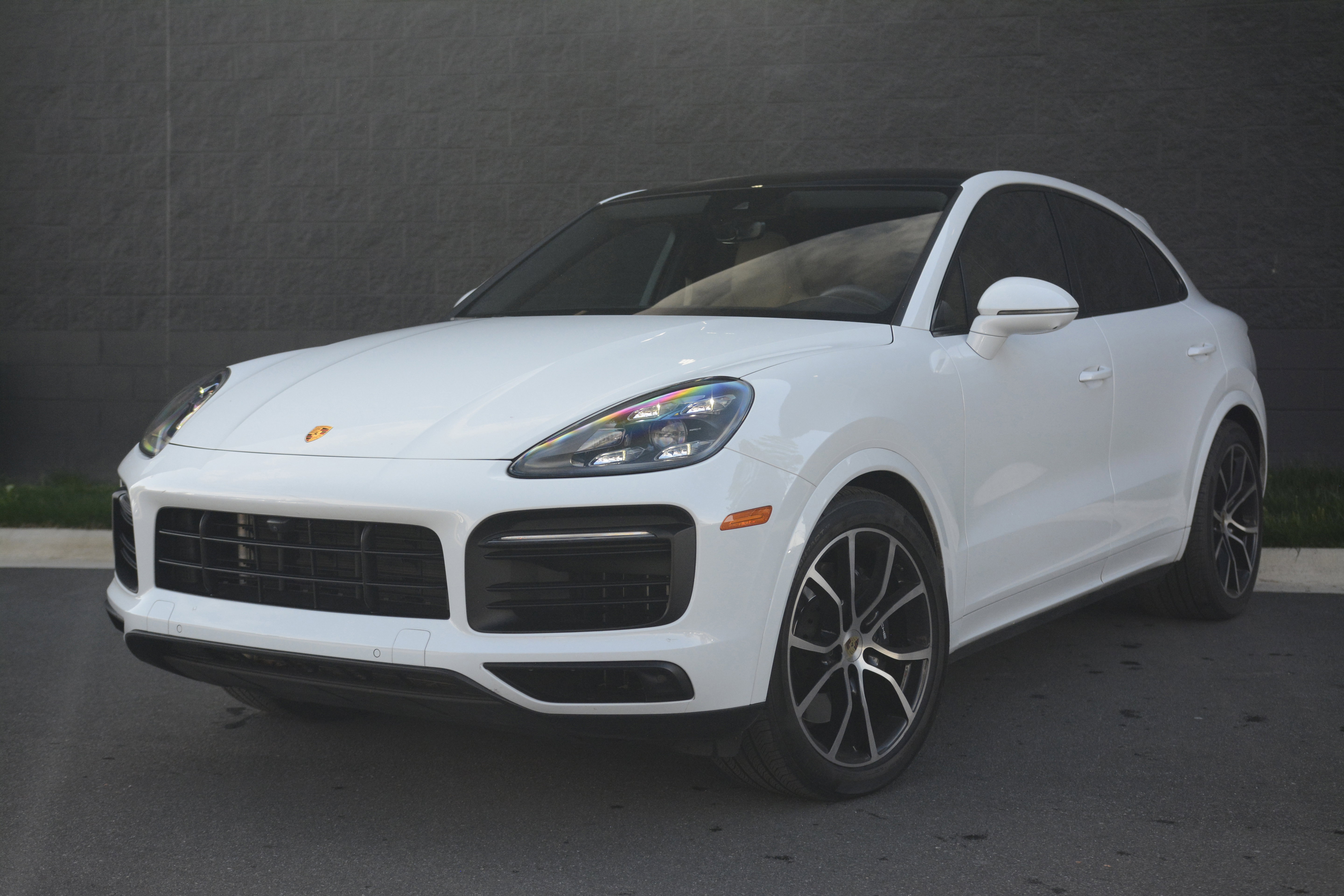 Certified 2023 Porsche Cayenne S Platinum image 43