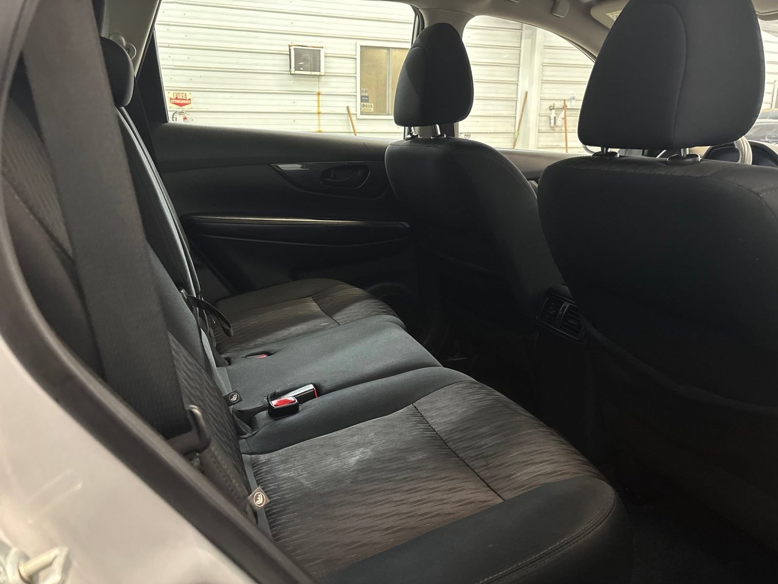 Used 2019 Nissan Rogue S AWD/4WD image 29