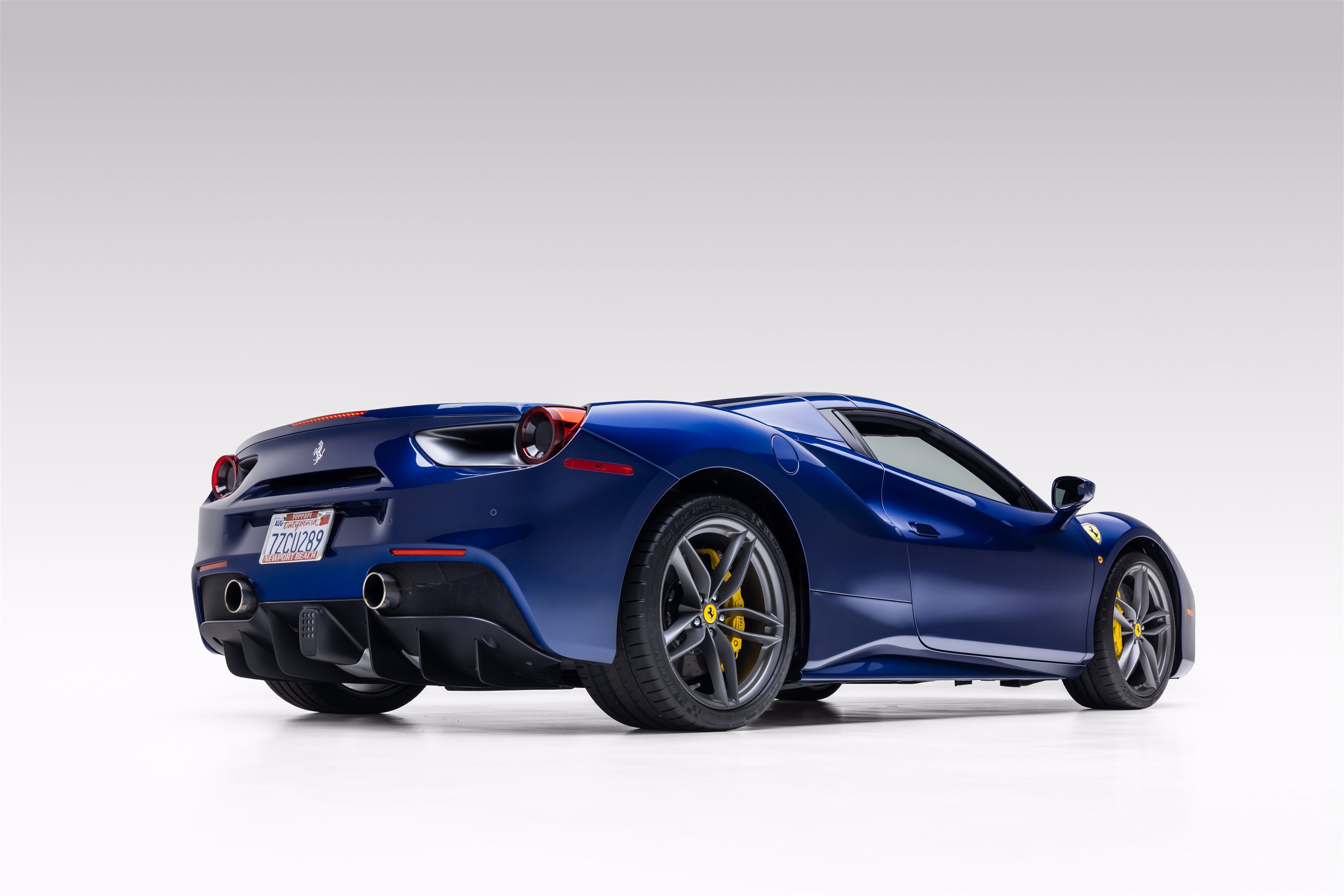 Certified 2017 Ferrari 488 Spider RWD image 17