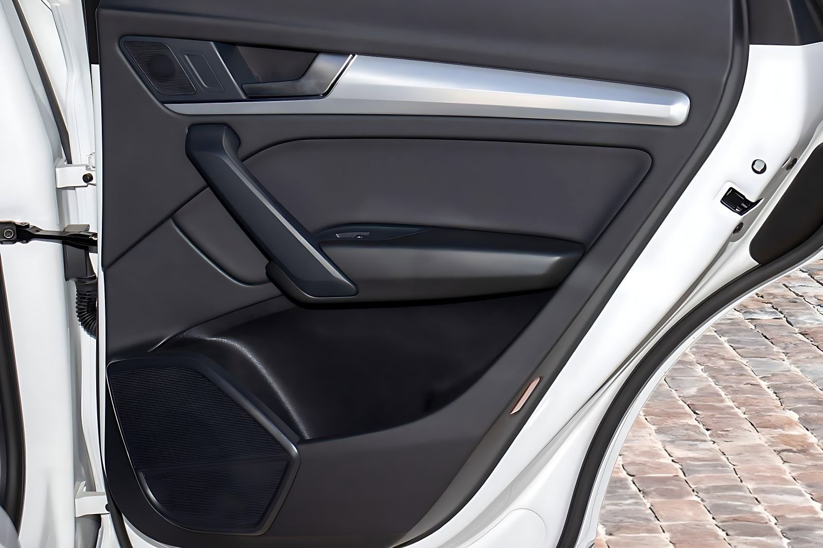 Used 2025 Audi Q5 2.0T Premium image 17