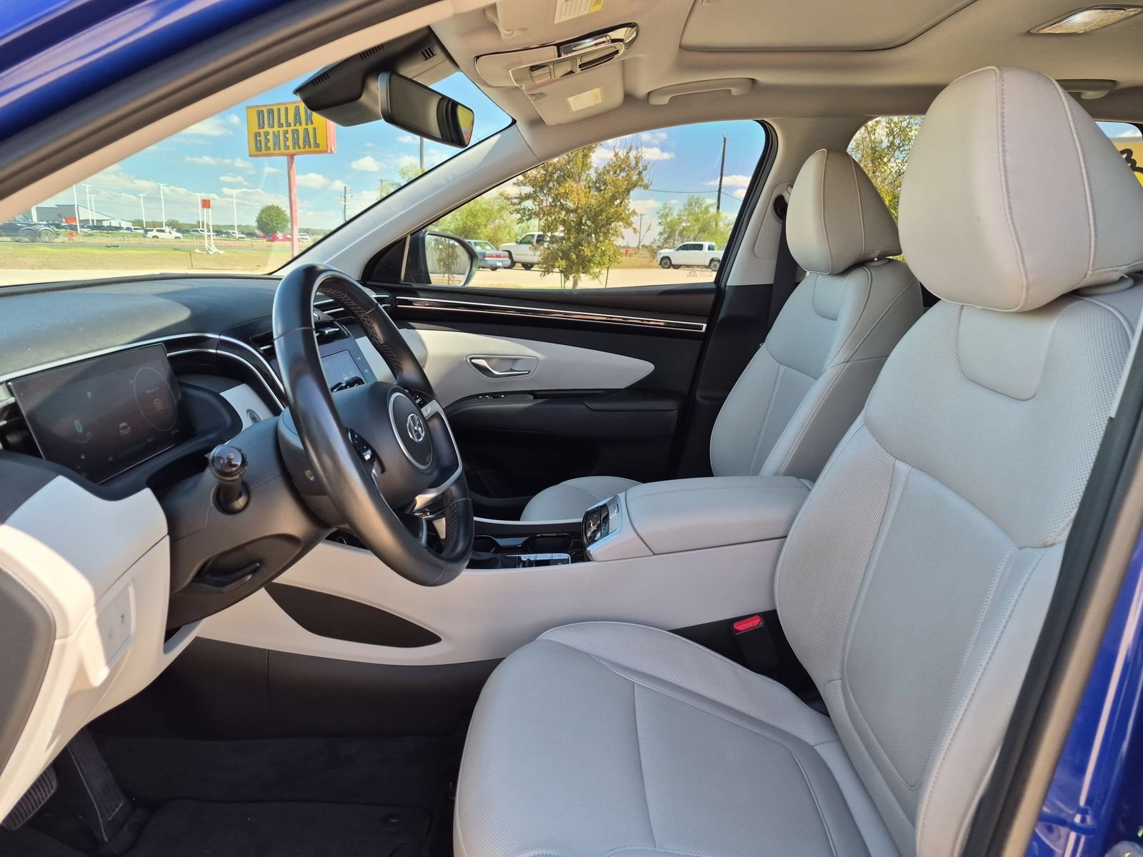Used 2023 Hyundai Tucson SEL w/ Convenience Package FWD image 9