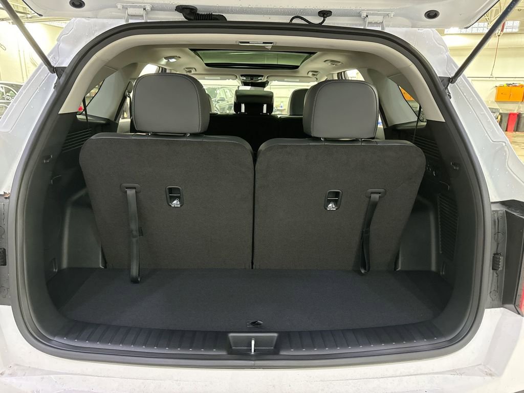 Used 2025 Kia Sorento S w/ Panoramic Sunroof Package image 29