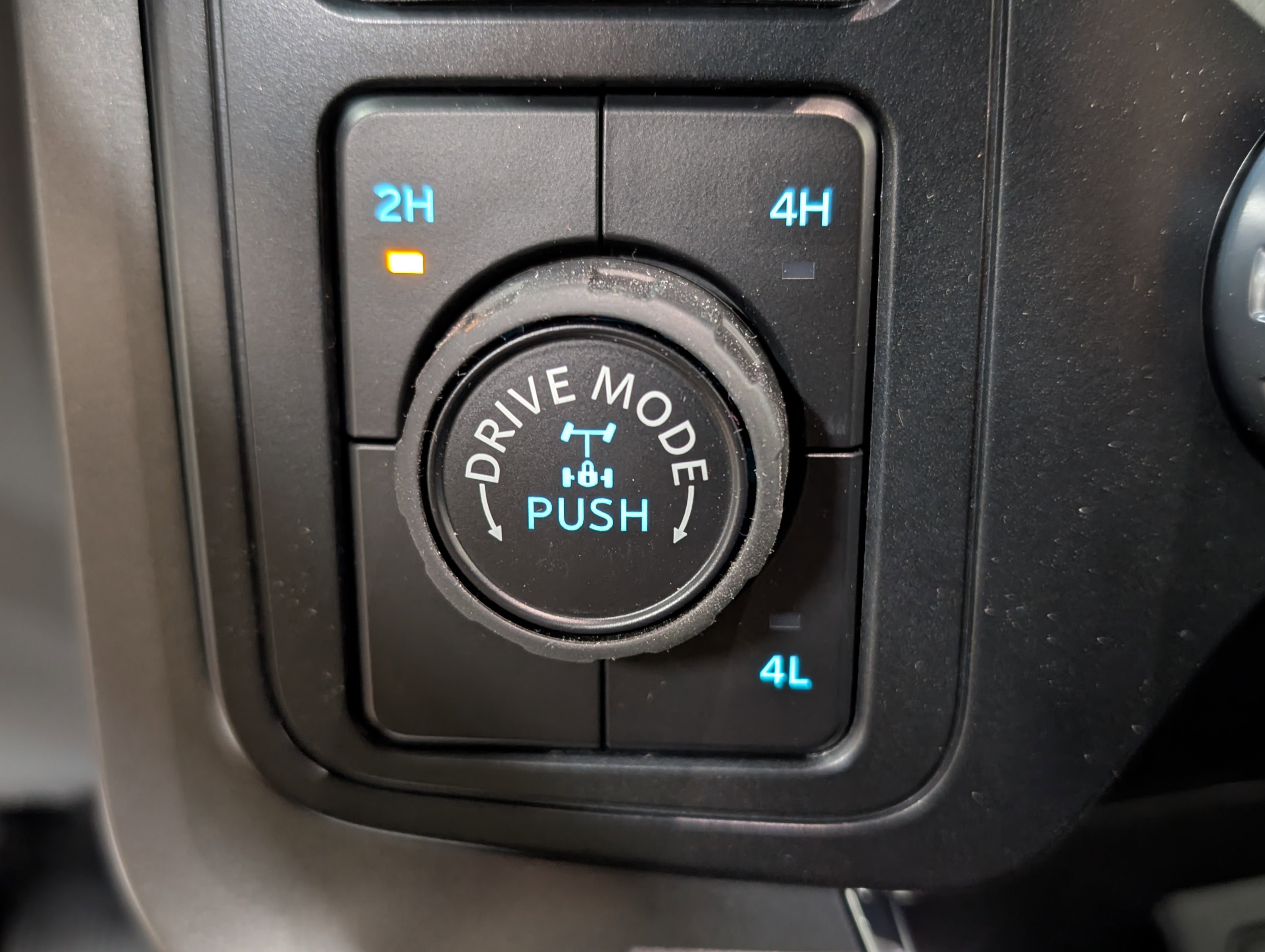 New 2025 Ford F150 XLT w/ Equipment Group 303A High image 23