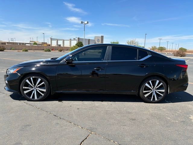 Certified 2022 Nissan Altima 2.0 SR FWD image 3