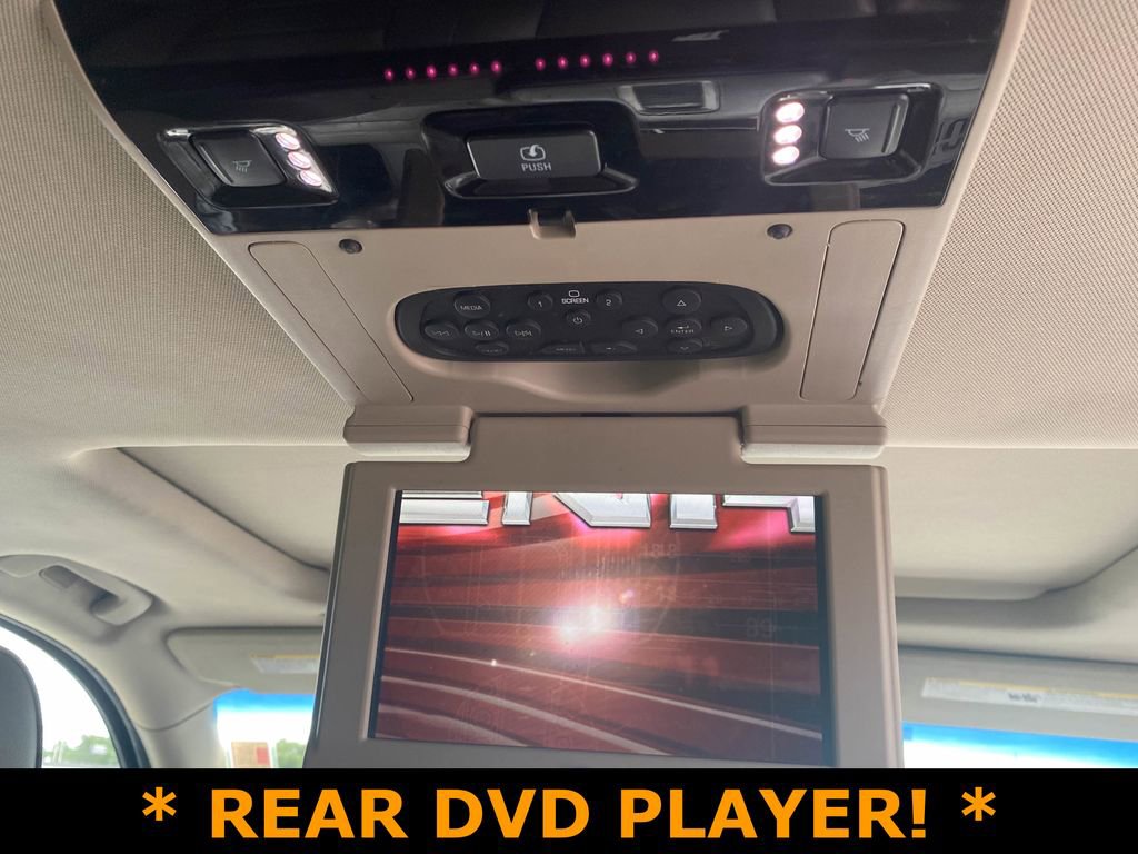 Used 2015 GMC Yukon XL Denali w/ Open Road Package AWD/4WD image 9
