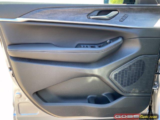 New 2026 Jeep Grand Cherokee Limited w/ Limited Altitude Package AWD/4WD image 23