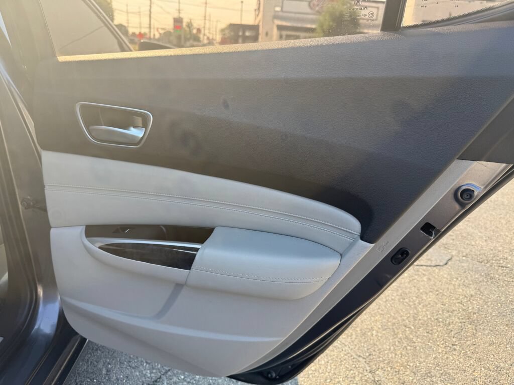 Used 2019 Acura TLX FWD image 25
