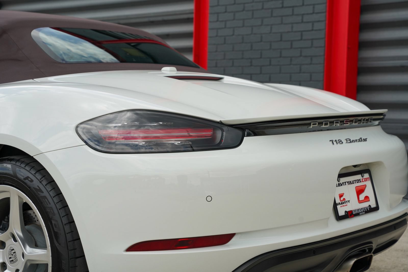 Used 2019 Porsche 718 Boxster RWD image 13
