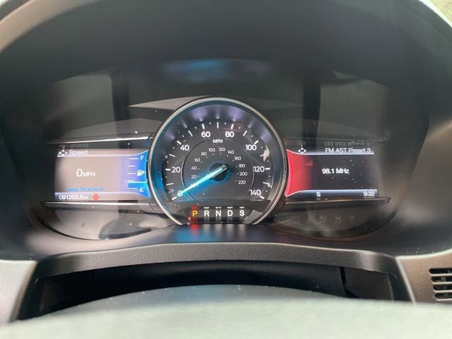 Used 2018 Ford Explorer XLT w/ Equipment Group 202A image 13