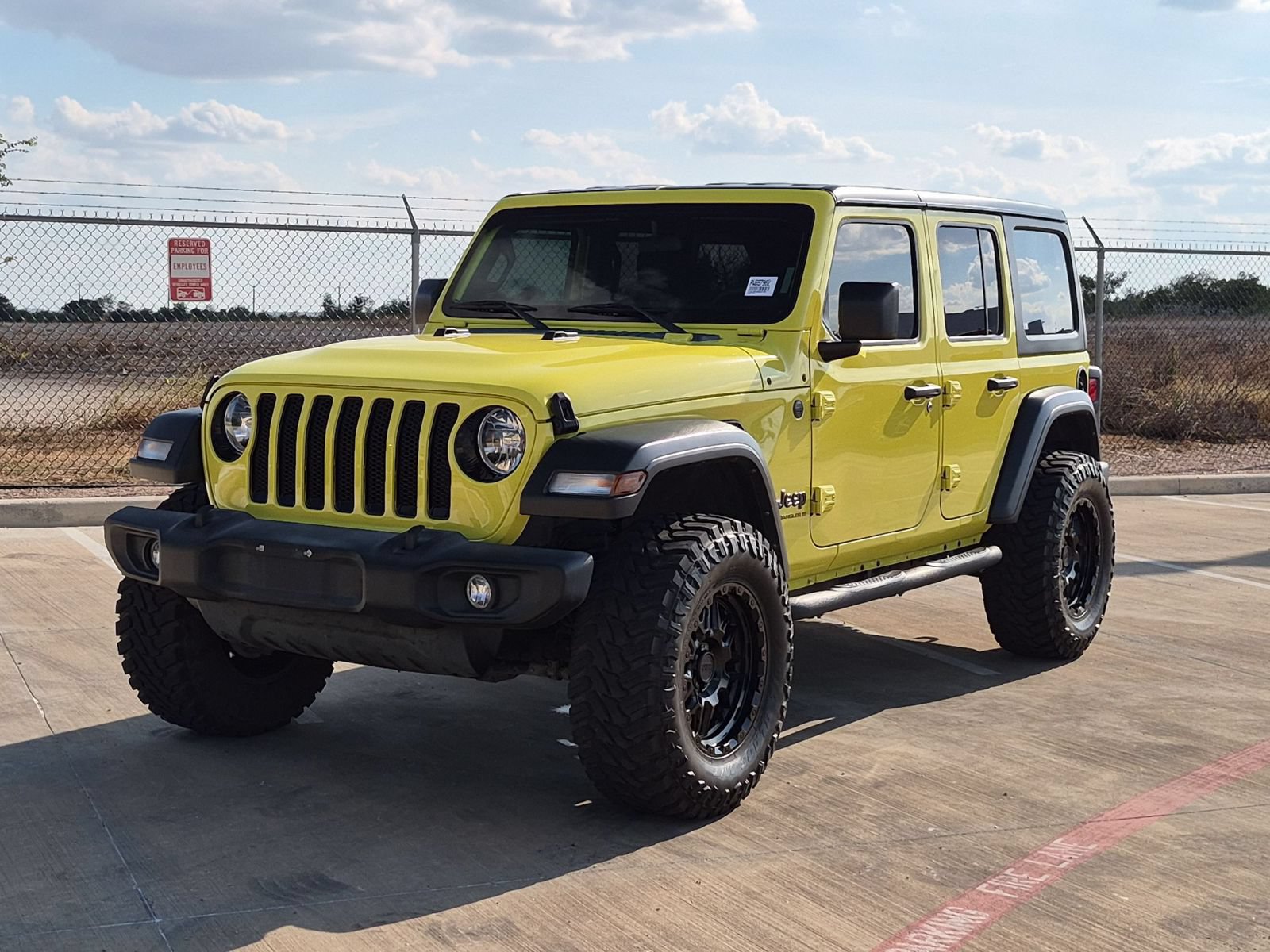 Used 2023 Jeep Wrangler Unlimited Sport AWD/4WD image 7