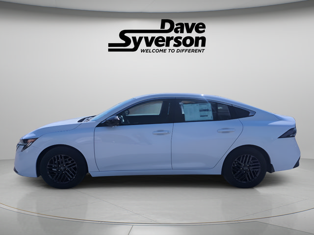 Used 2026 Nissan Sentra SV w/ SV Convenience Package FWD image 8