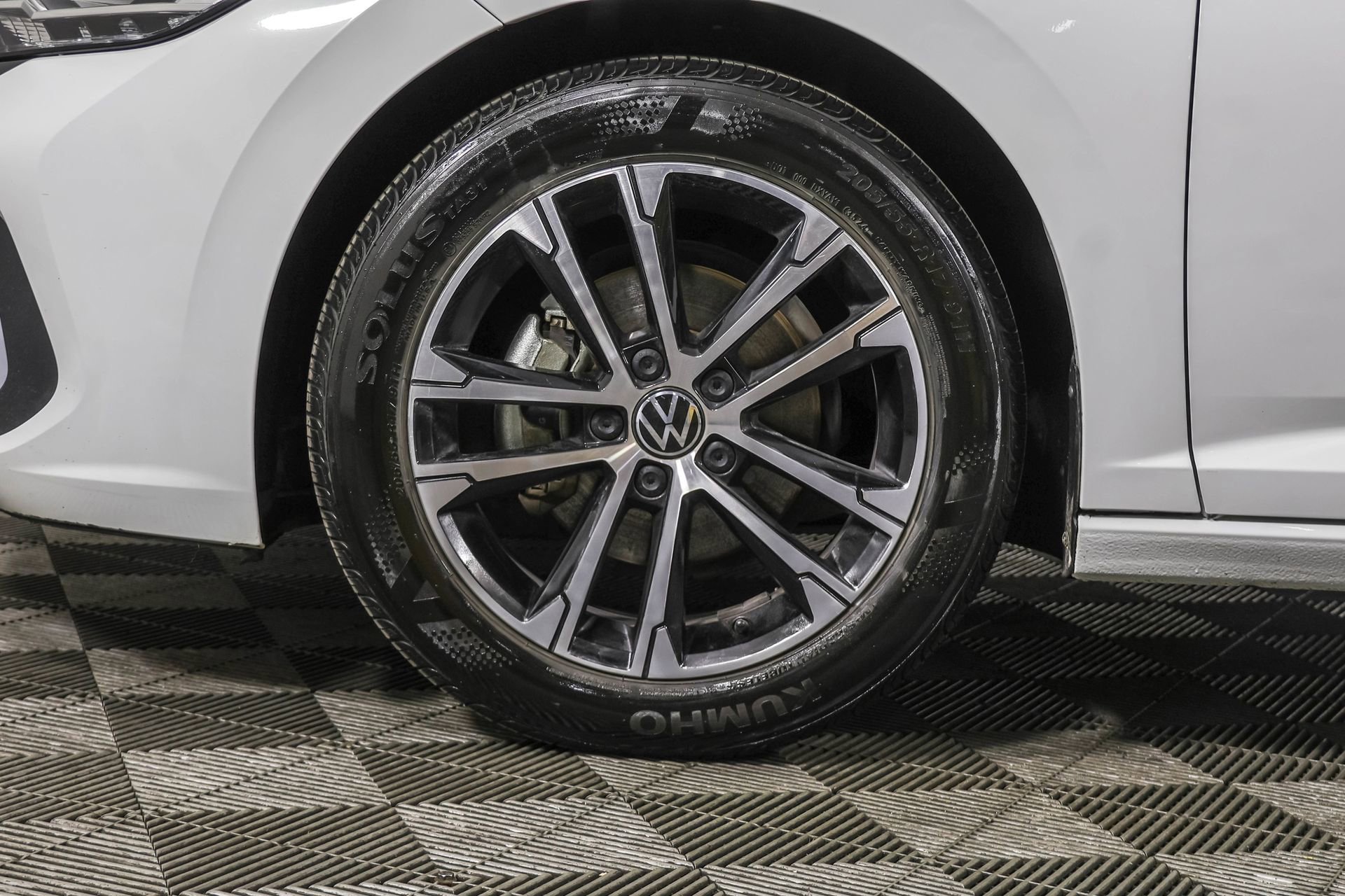 Used 2023 Volkswagen Jetta Sport image 19
