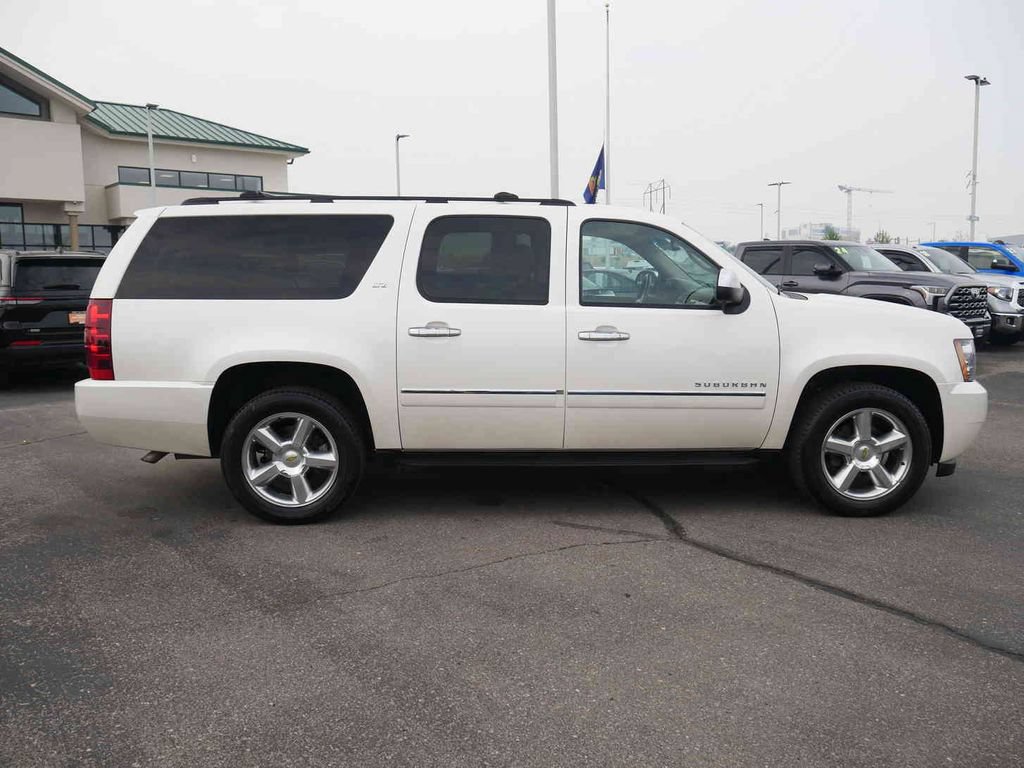 Used 2011 Chevrolet Suburban LTZ AWD/4WD image 22