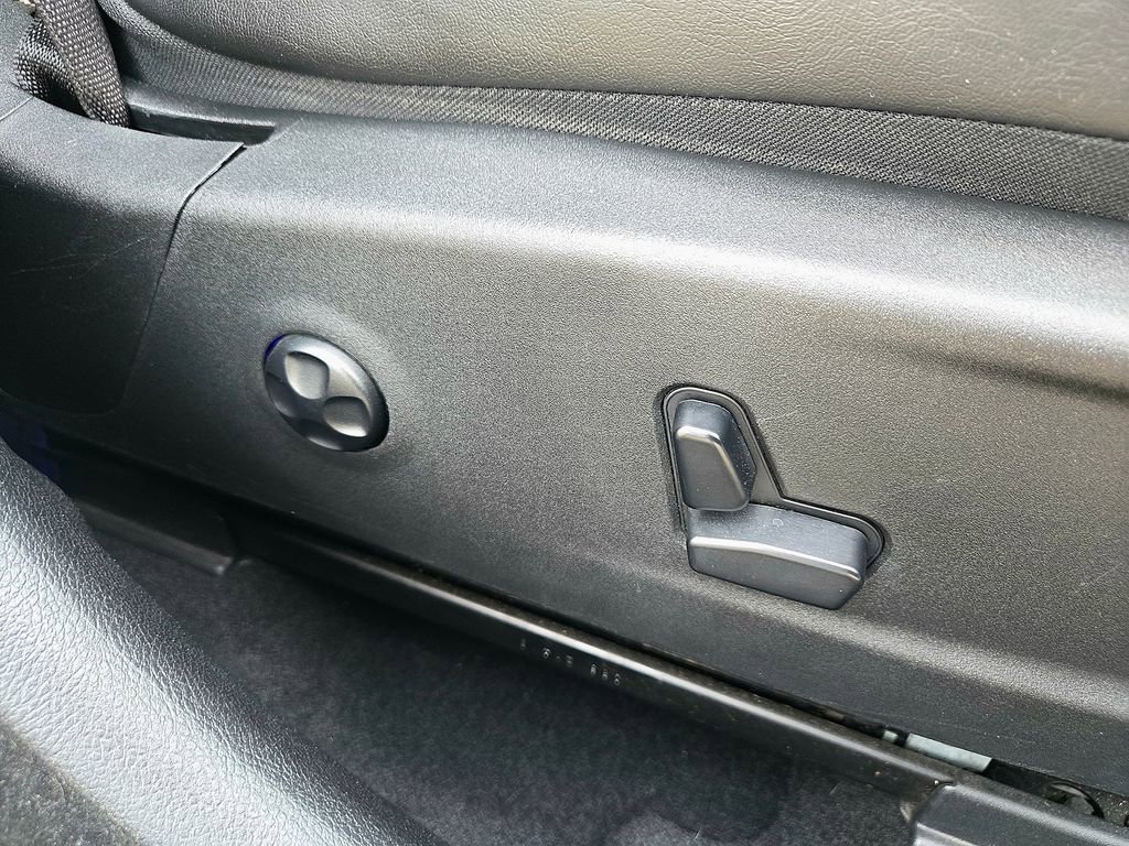 Used 2019 Chrysler 300 S w/ S Model Appearance Package image 24