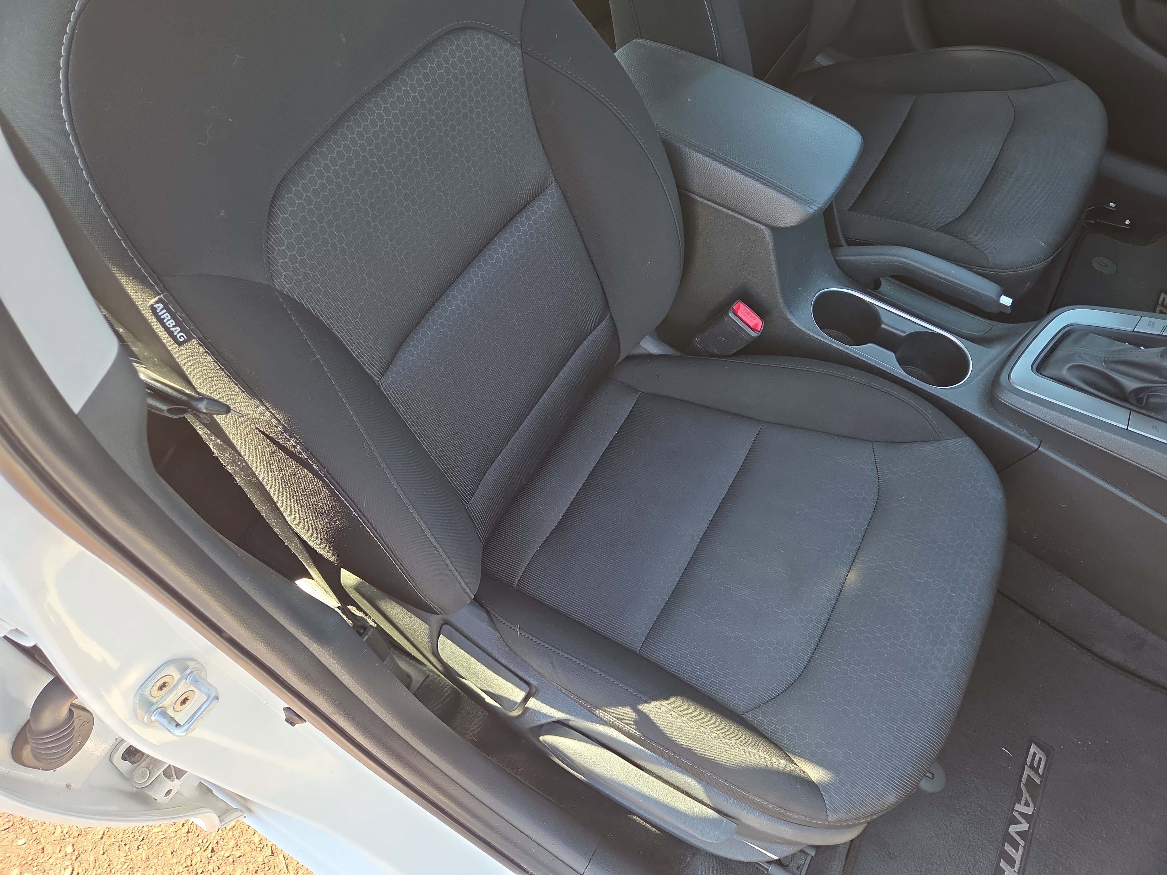 Used 2017 Hyundai Elantra Value Edition w/ Cargo Package image 16