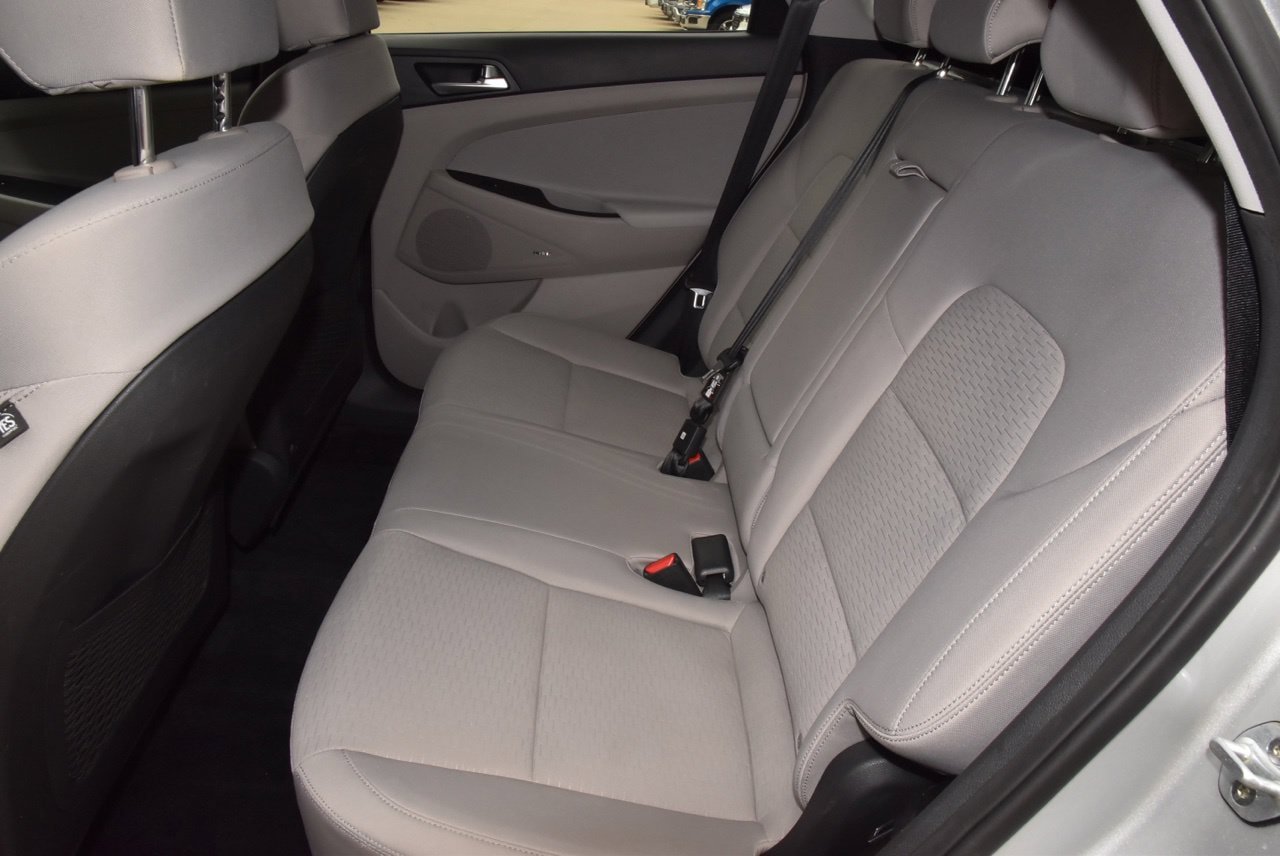Used 2019 Hyundai Tucson Sport FWD image 14