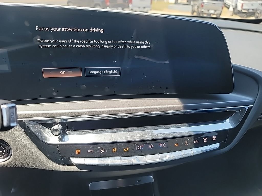 Certified 2024 Cadillac Lyriq Tech w/ Driver Assist Package AWD/4WD image 16