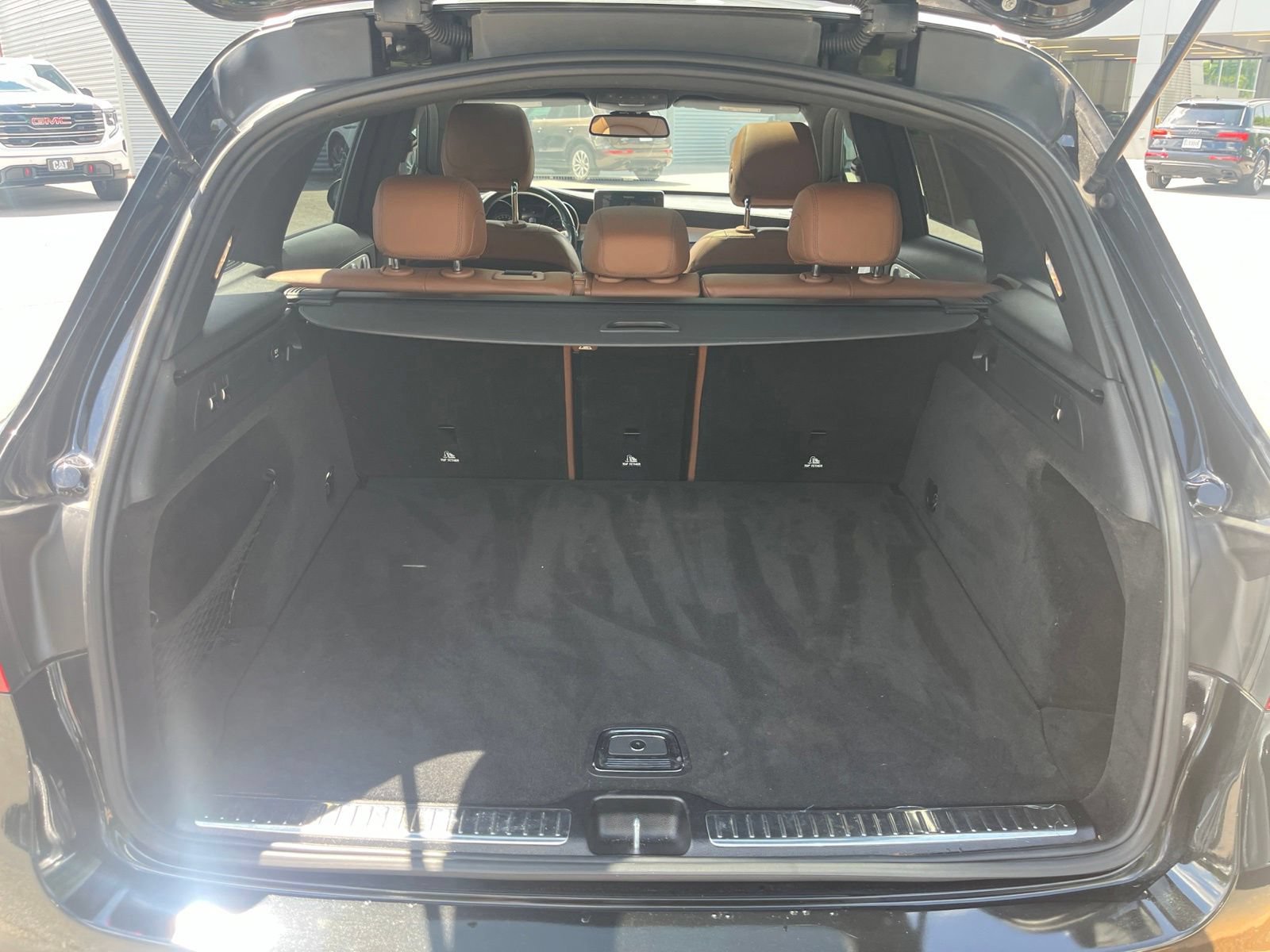 Used 2019 Mercedes-Benz GLC 43 AMG 4MATIC image 32