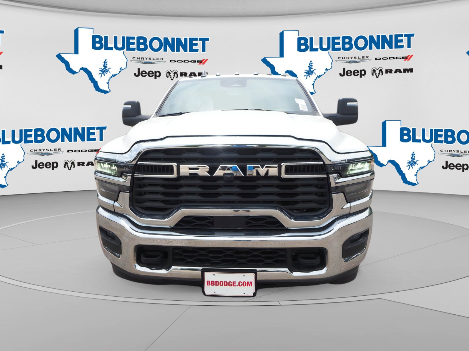 New 2025 RAM 3500 Tradesman AWD/4WD image 3