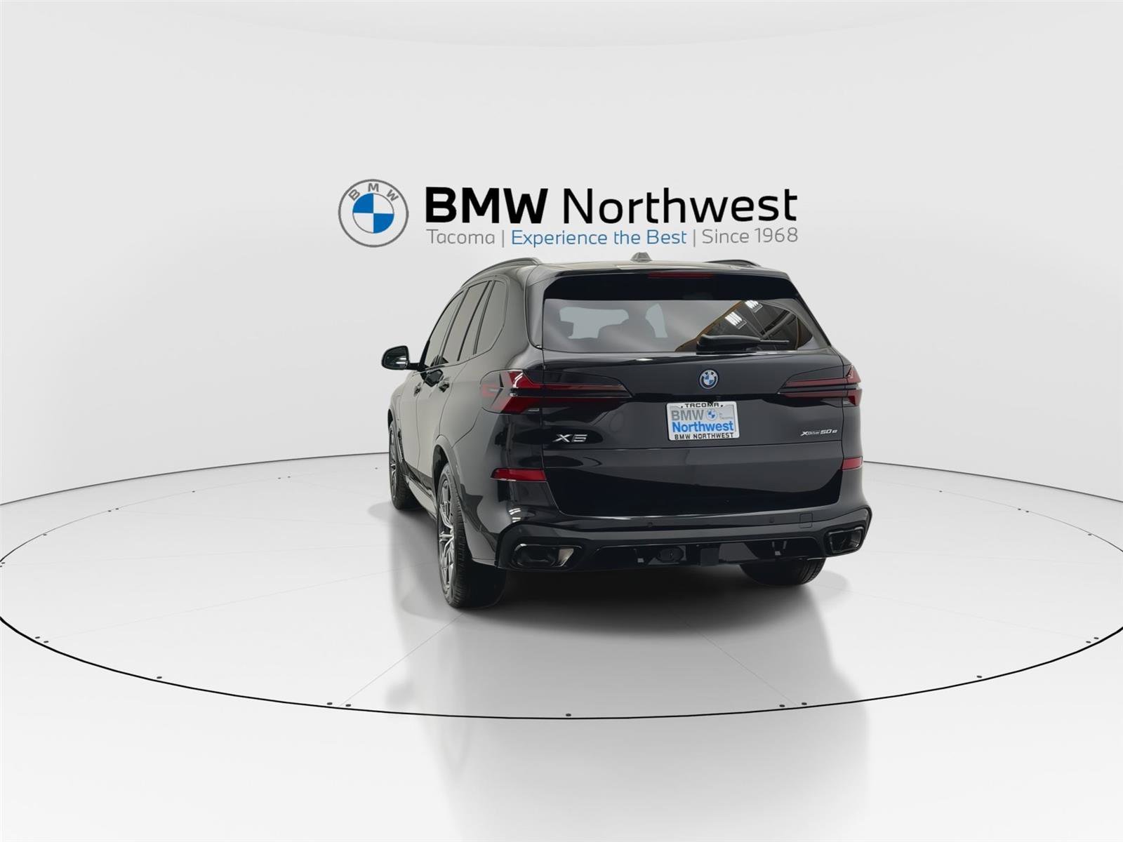 New 2026 BMW X5 xDrive50e AWD/4WD image 13