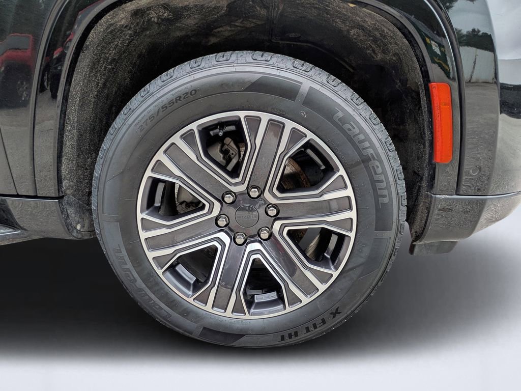 Used 2024 Jeep Wagoneer Series II AWD/4WD image 10