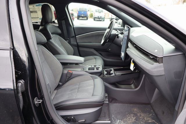 New 2026 Ford Mustang Mach-E GT image 35