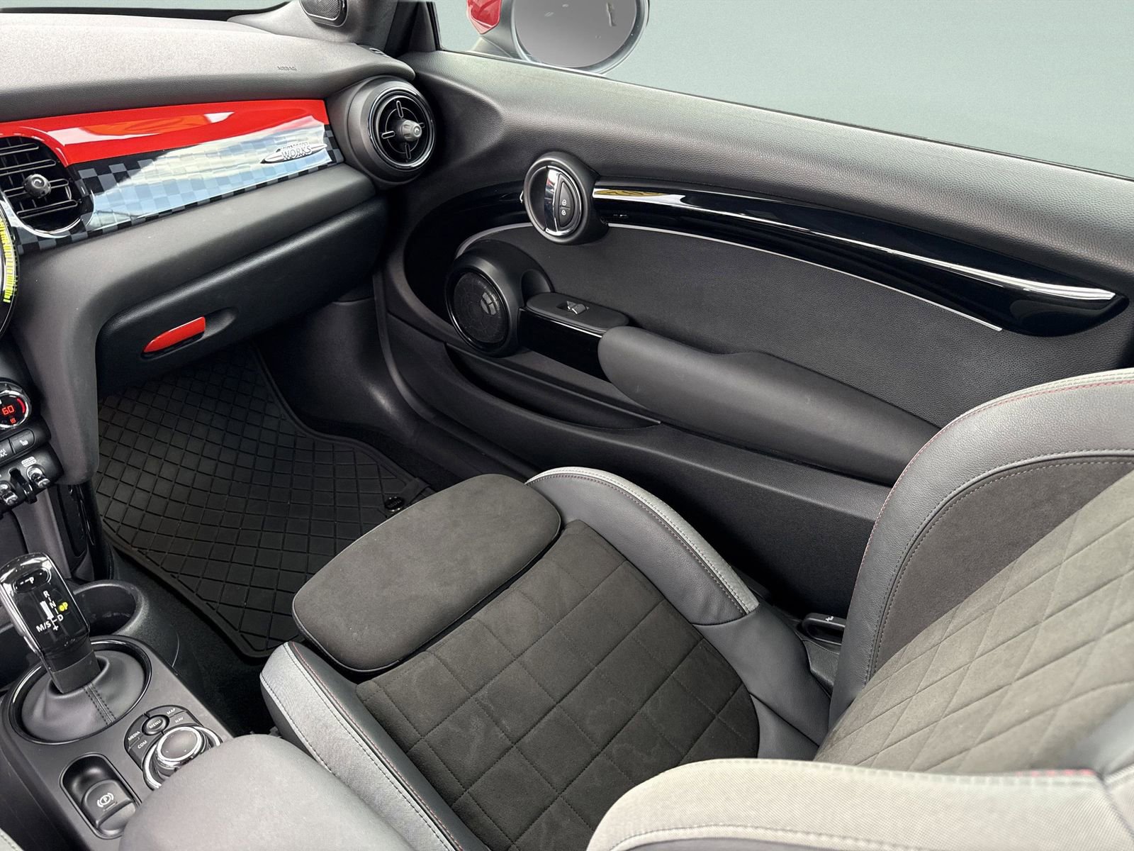 Used 2024 MINI Cooper John Cooper Works FWD image 19